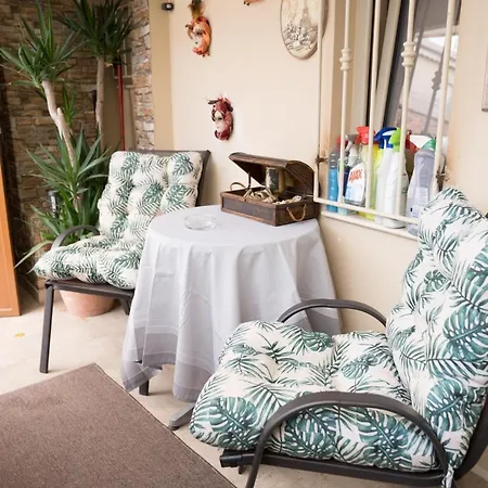 Apartamento Comfy And Cosy Basement *