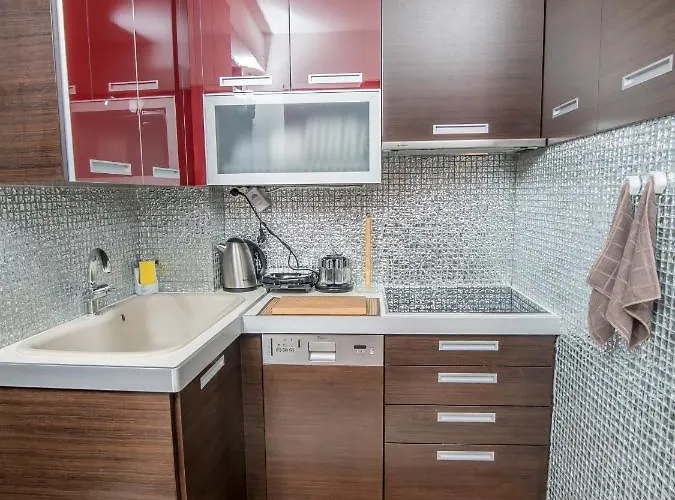 דירה Comfy And Cosy Basement קלמאטה